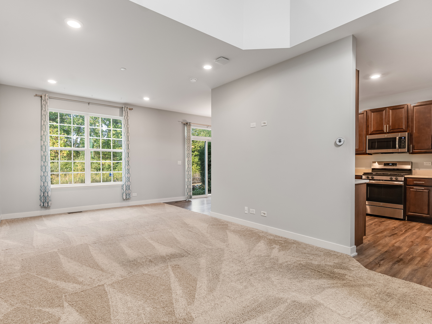 1676 Carlstedt Drive, Batavia, IL 60510