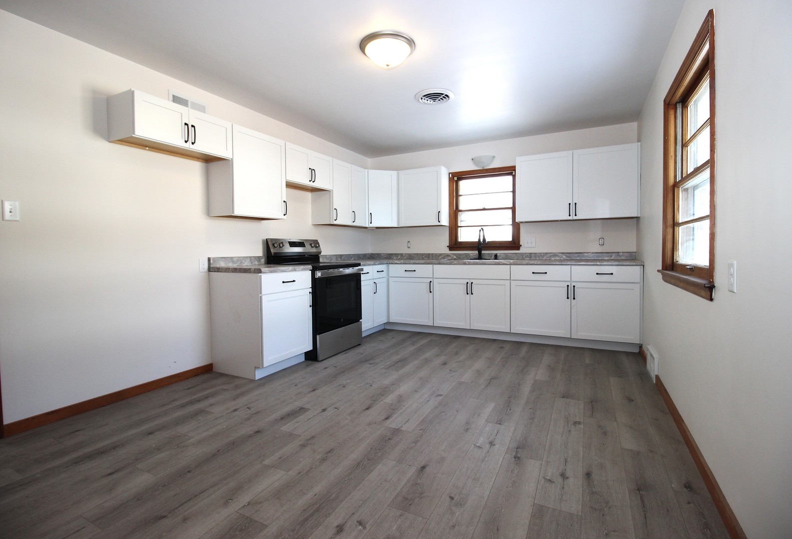 108 E Gridley Road, Gridley, IL 61744