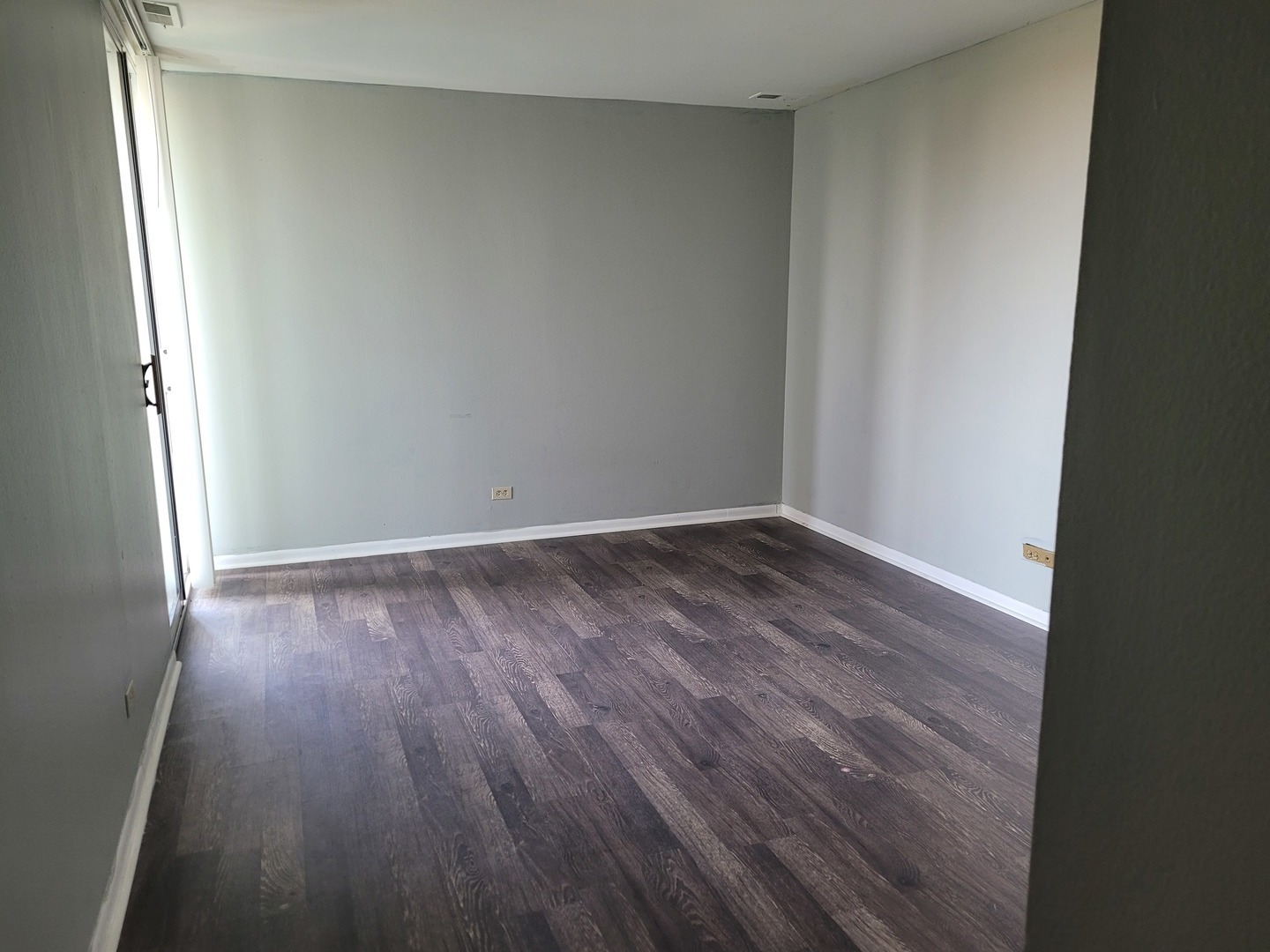 6010 oakwood Drive #5B, Lisle, IL 60532