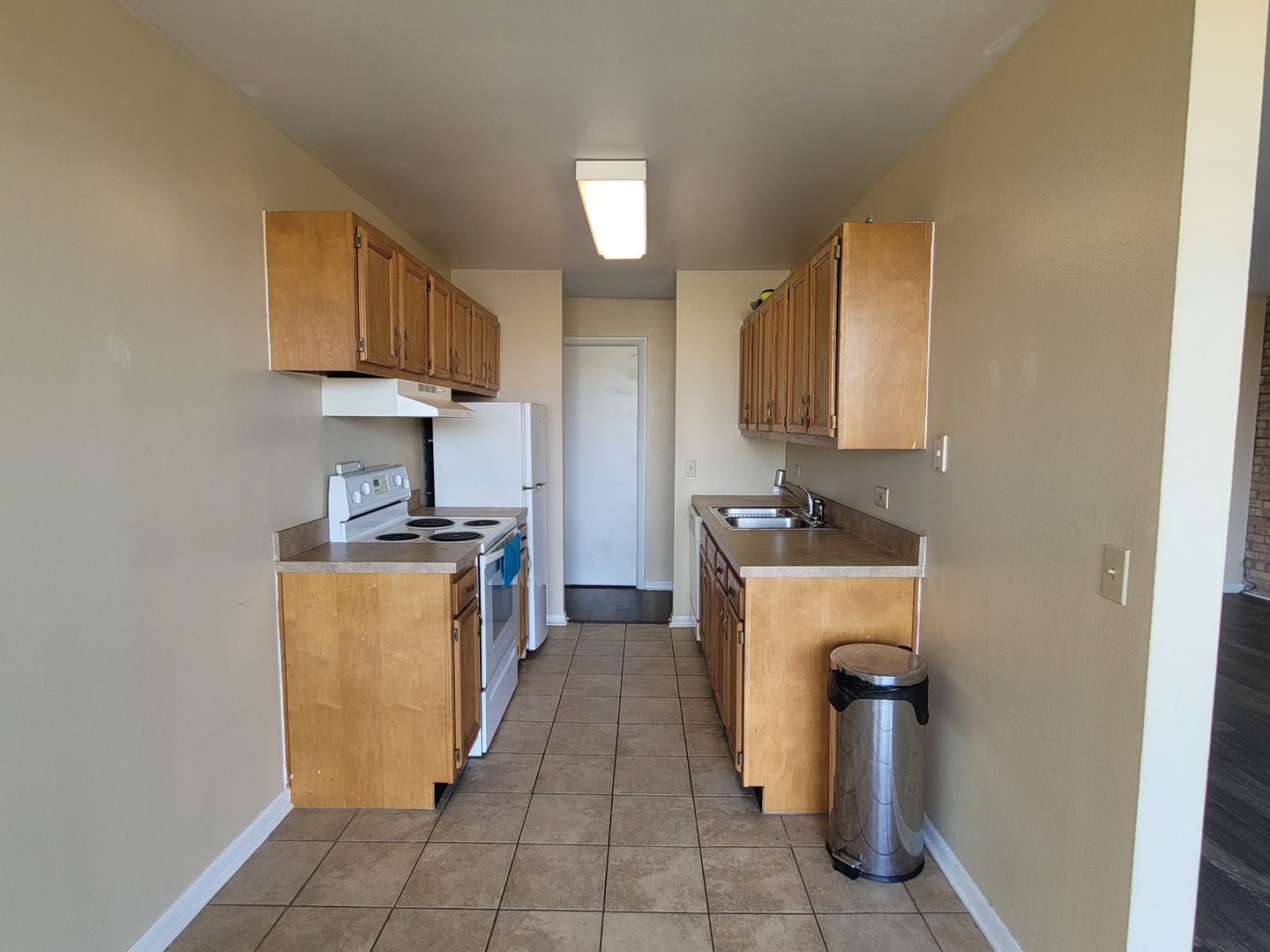 6010 oakwood Drive #5B, Lisle, IL 60532