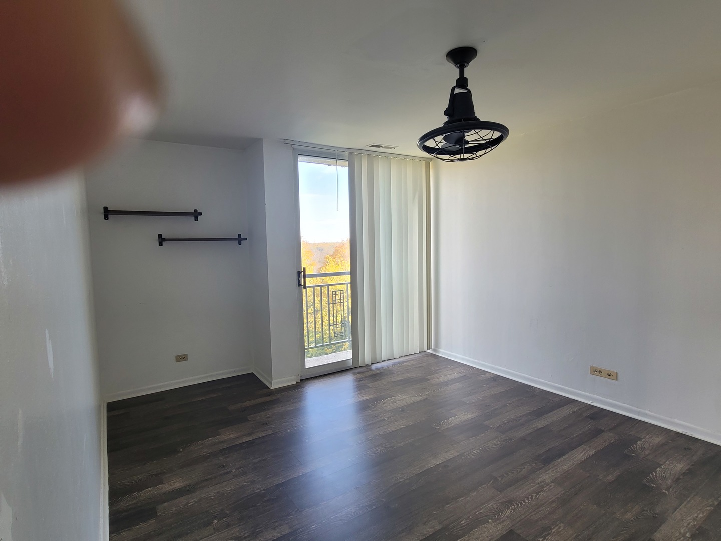 6010 oakwood Drive #5B, Lisle, IL 60532