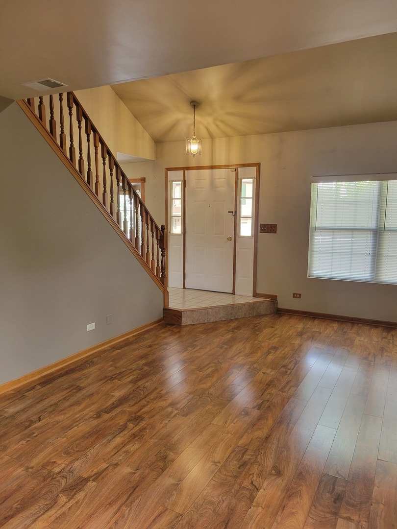 1430 Root Street, Crest Hill, IL 60403