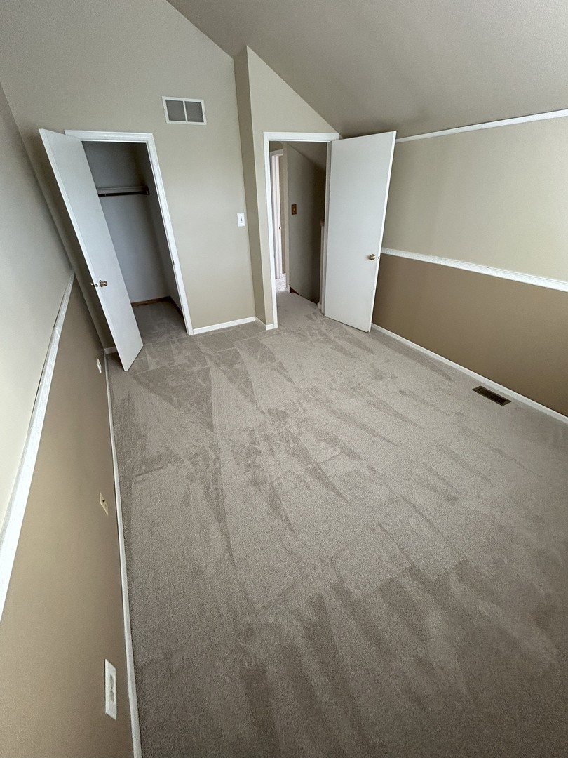 1430 Root Street, Crest Hill, IL 60403