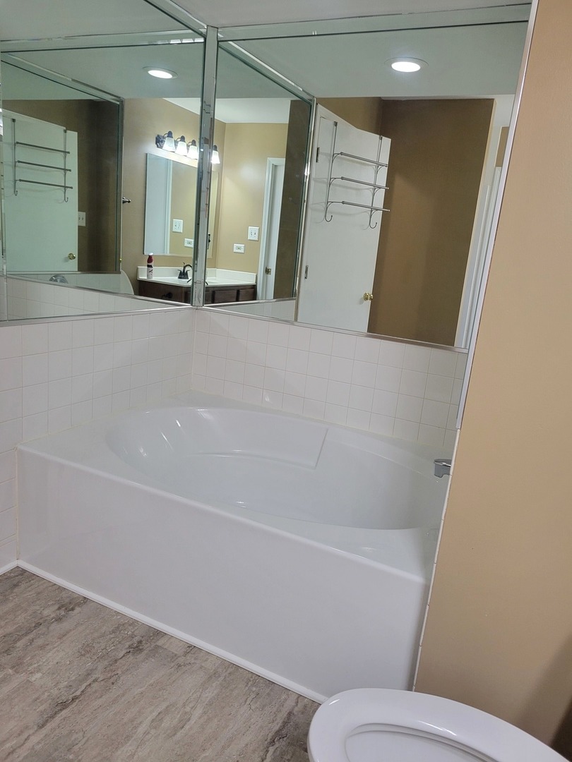 1430 Root Street, Crest Hill, IL 60403