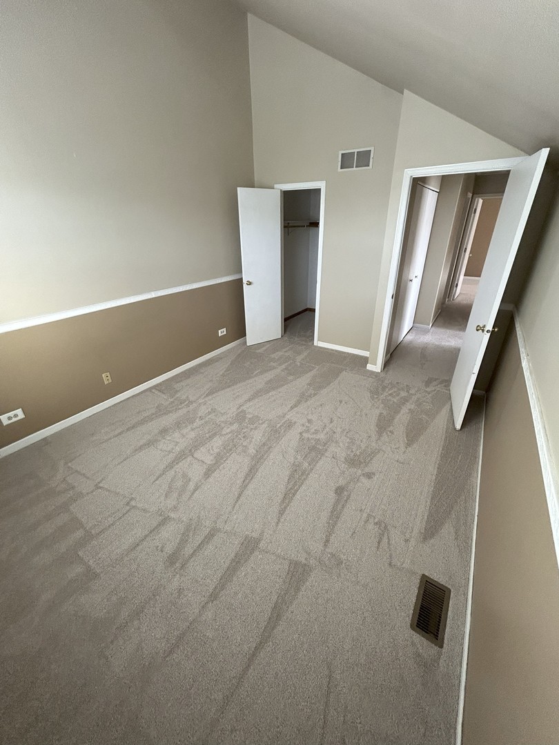 1430 Root Street, Crest Hill, IL 60403