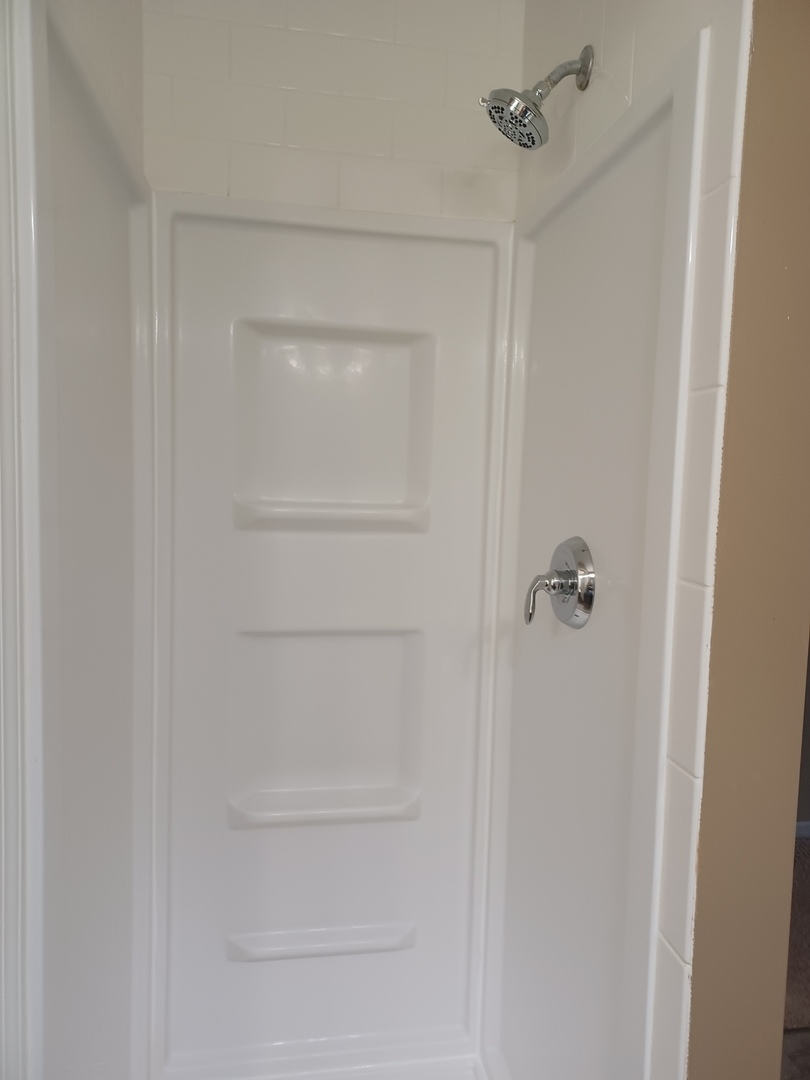 1430 Root Street, Crest Hill, IL 60403