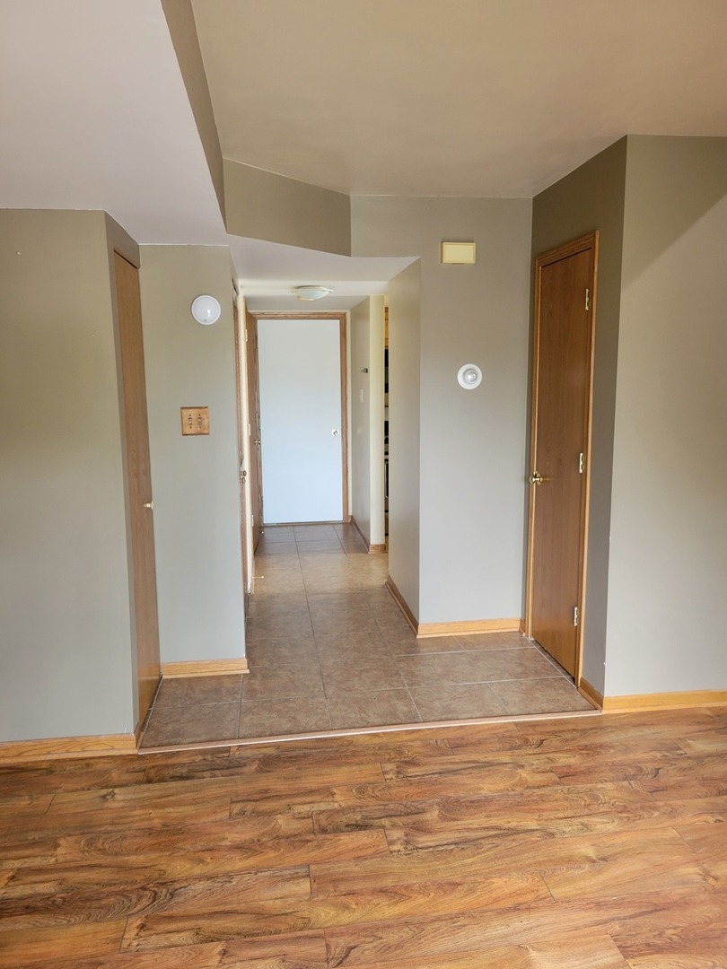 1430 Root Street, Crest Hill, IL 60403