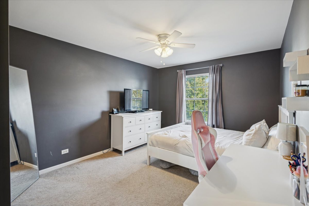 2211 Providence Way, Joliet, IL 60431