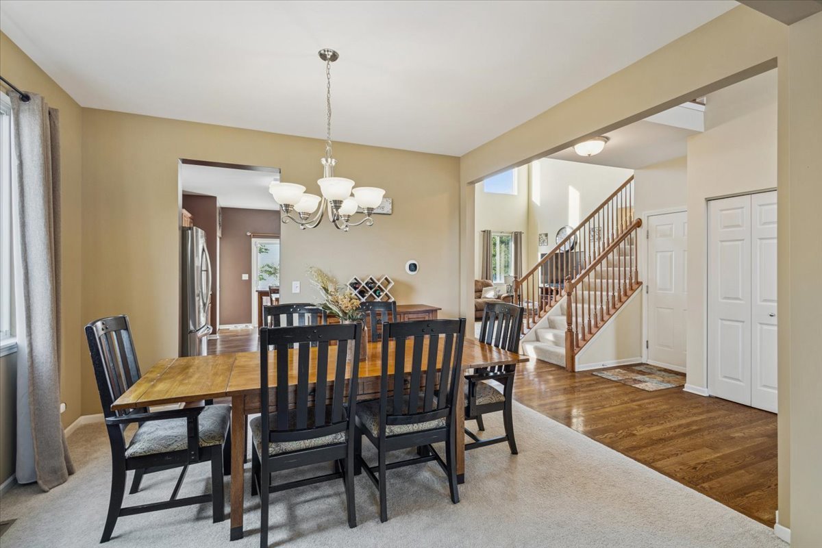 2211 Providence Way, Joliet, IL 60431