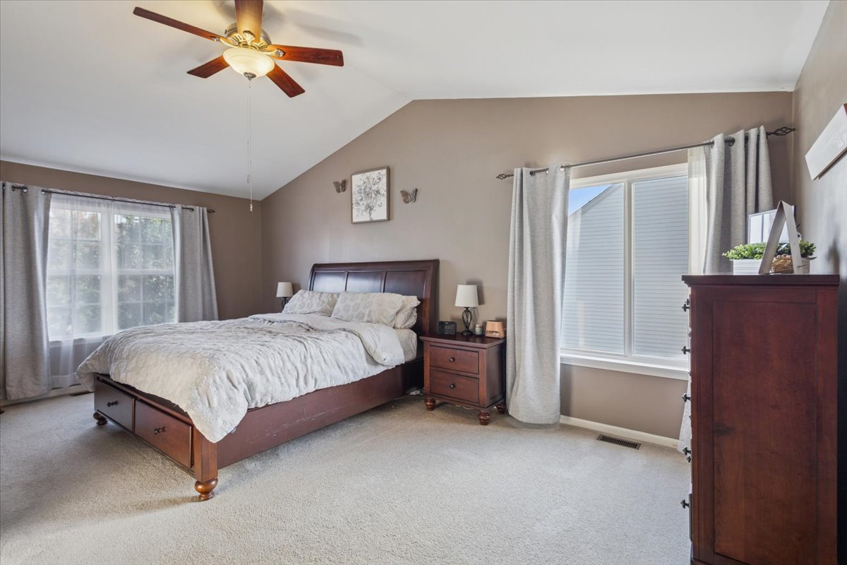 2211 Providence Way, Joliet, IL 60431