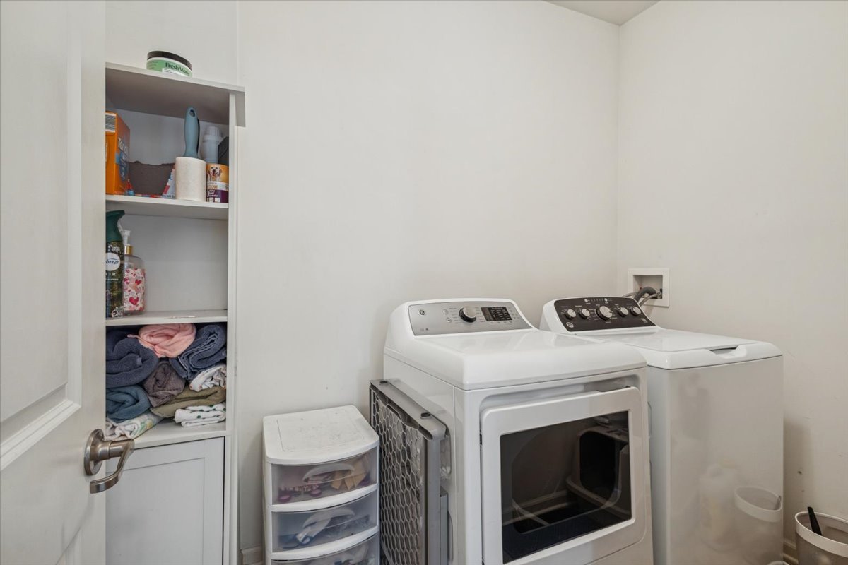 2211 Providence Way, Joliet, IL 60431