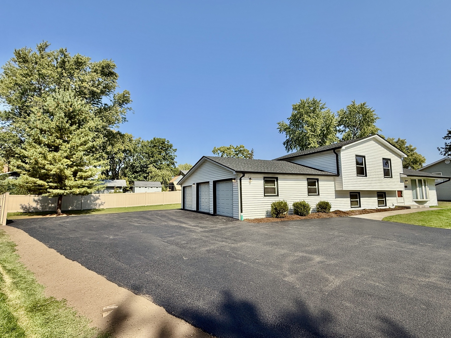 26W430 Blair Street, Winfield, IL 60190