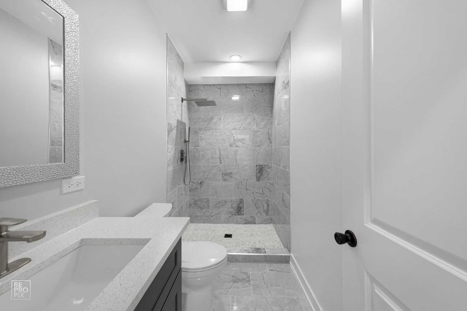 4241 W Walton Street, Chicago, IL 60651
