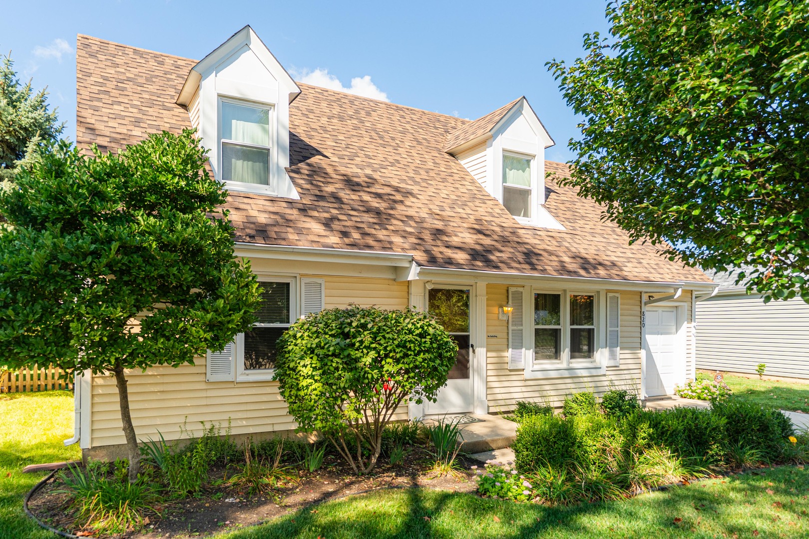 820 Shady Lane, Aurora, IL 60506