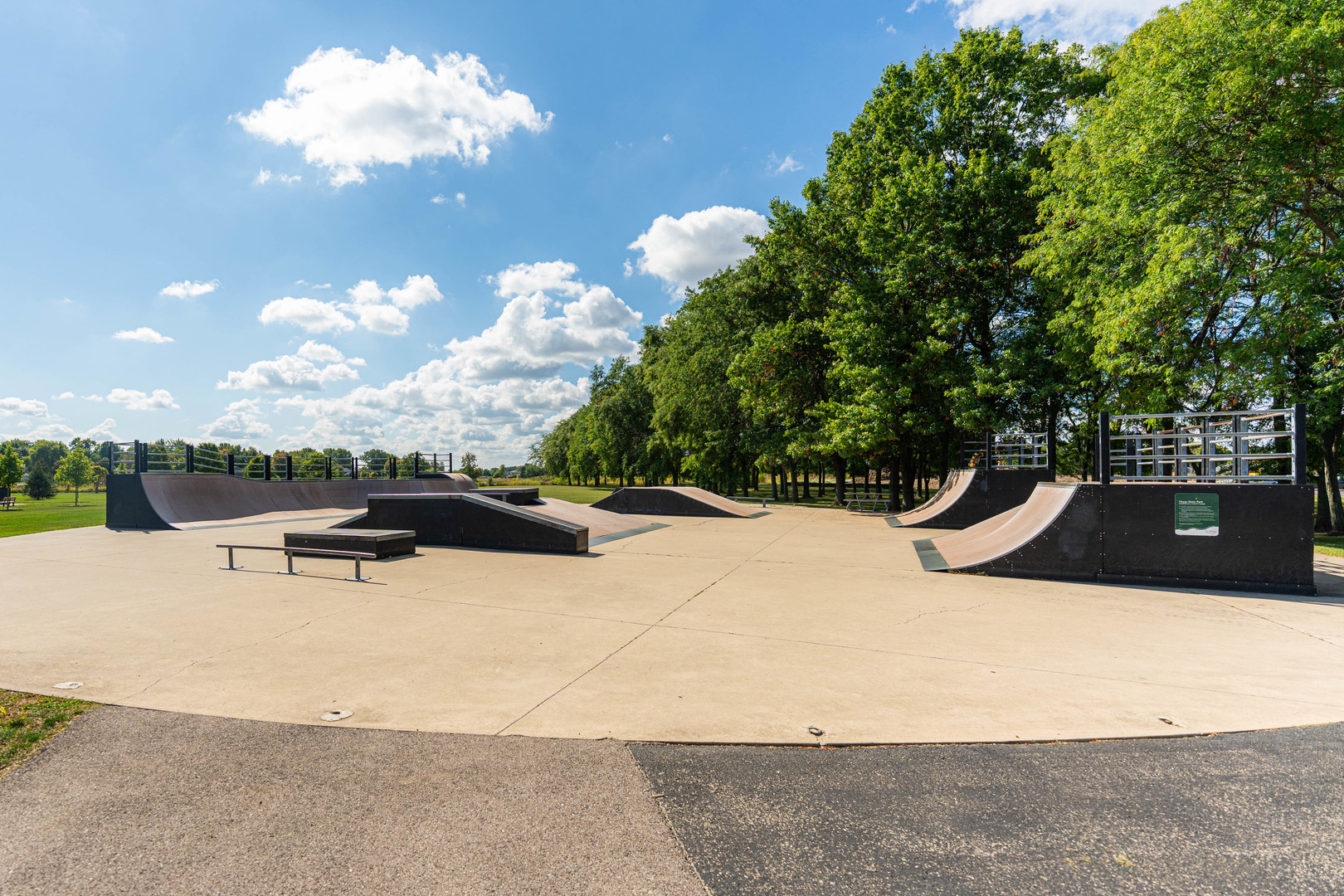 820 Shady Lane, Aurora, IL 60506