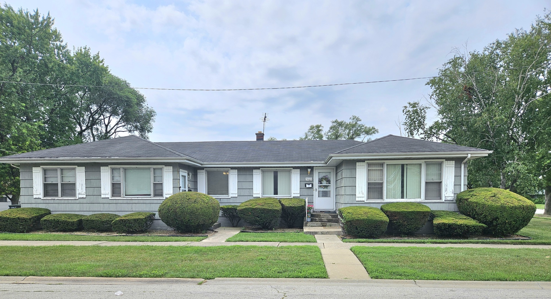 3603-3605 Jackson Street, Lansing, IL 60438