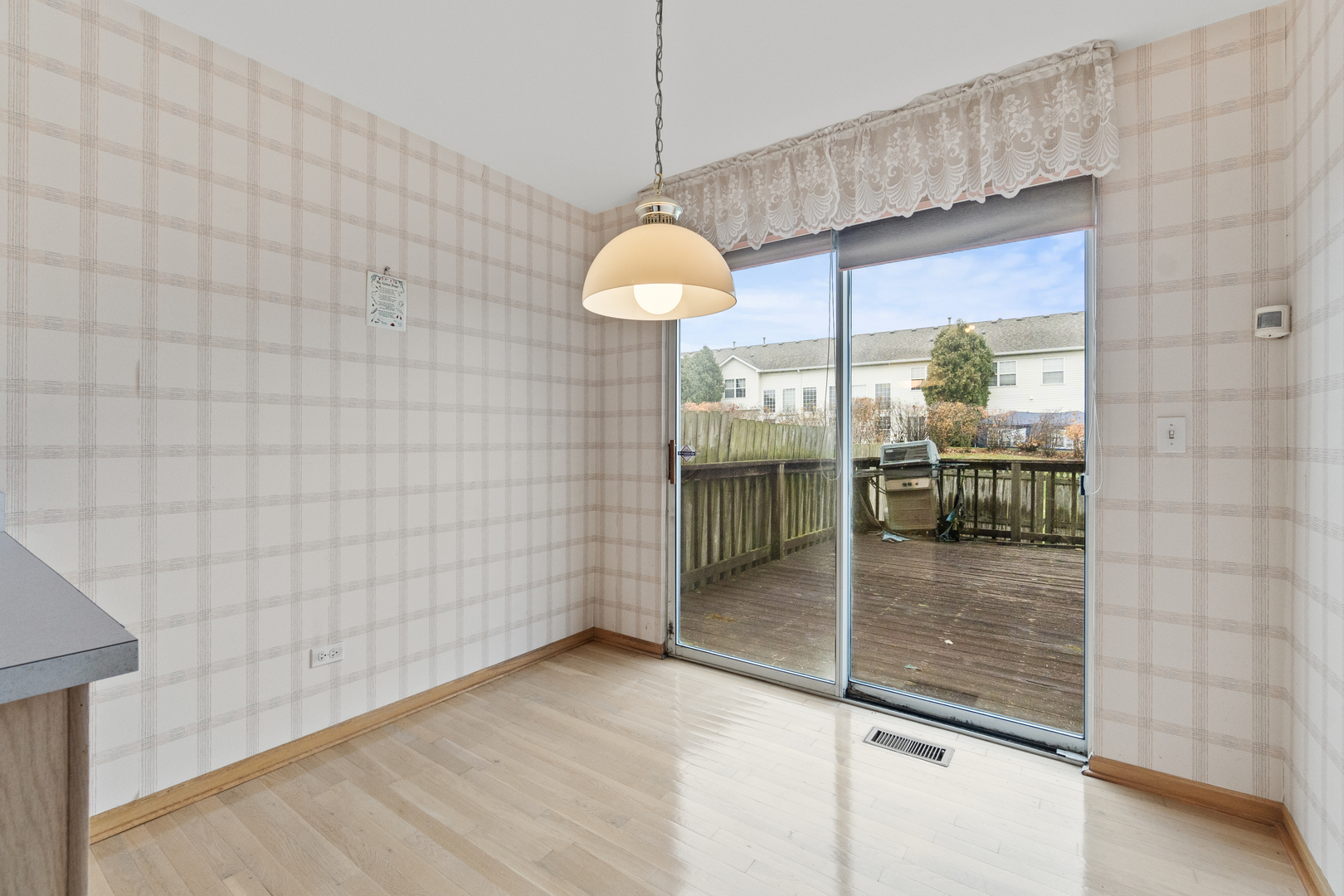 1150 Coventry Lane, Bolingbrook, IL 60440