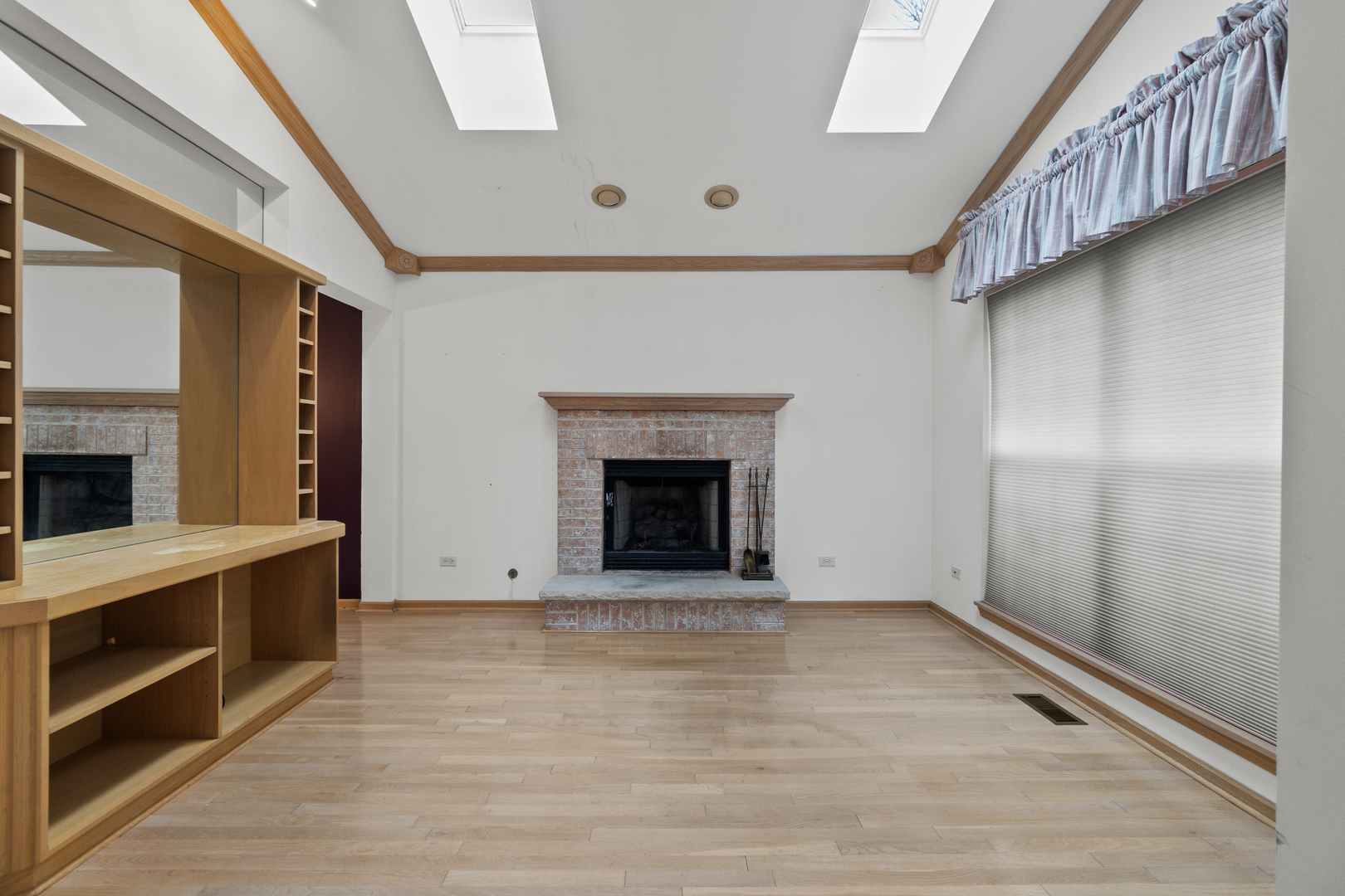 1150 Coventry Lane, Bolingbrook, IL 60440