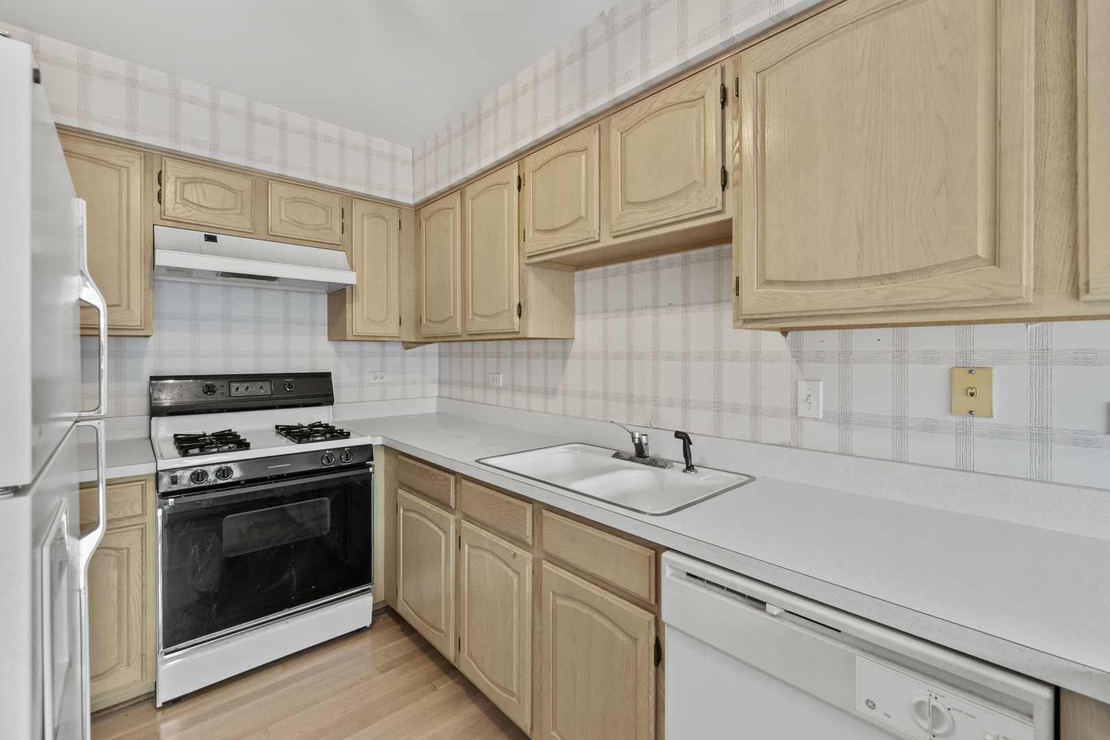 1150 Coventry Lane, Bolingbrook, IL 60440