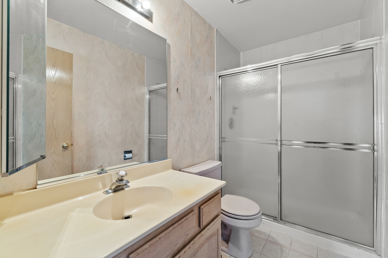 1150 Coventry Lane, Bolingbrook, IL 60440