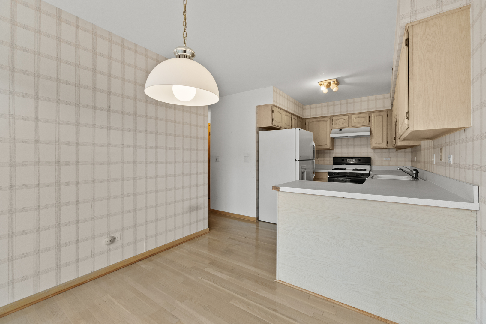 1150 Coventry Lane, Bolingbrook, IL 60440