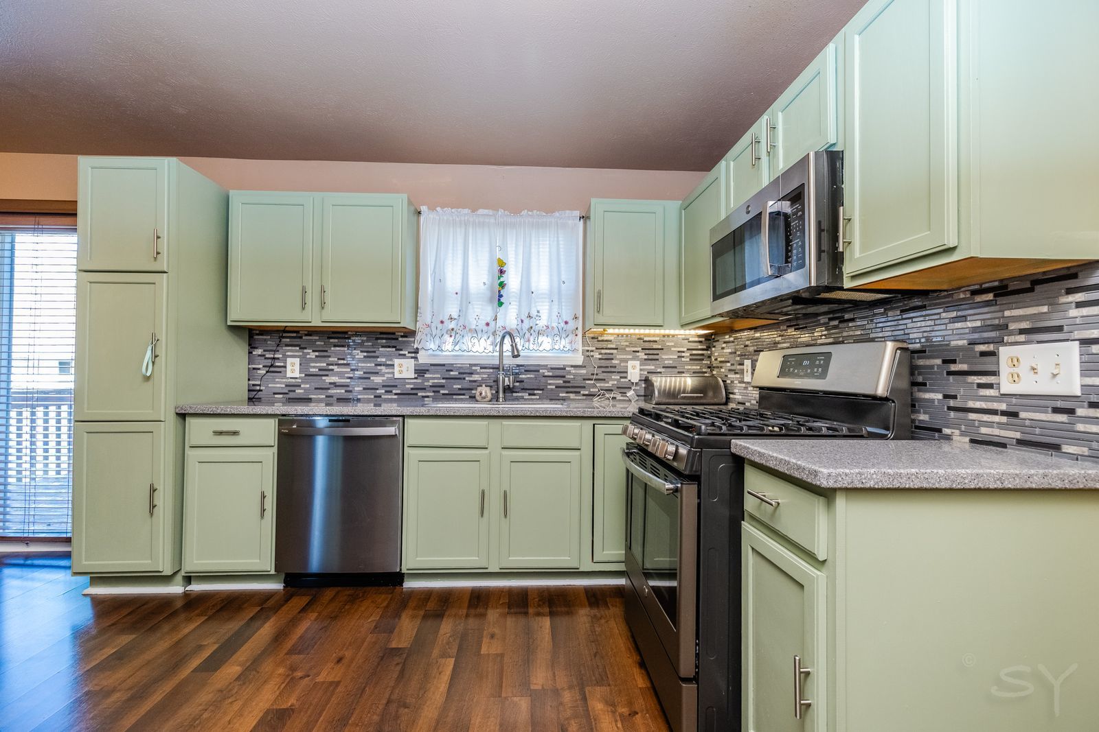 6038 Nimtz Road, Loves Park, IL 61111