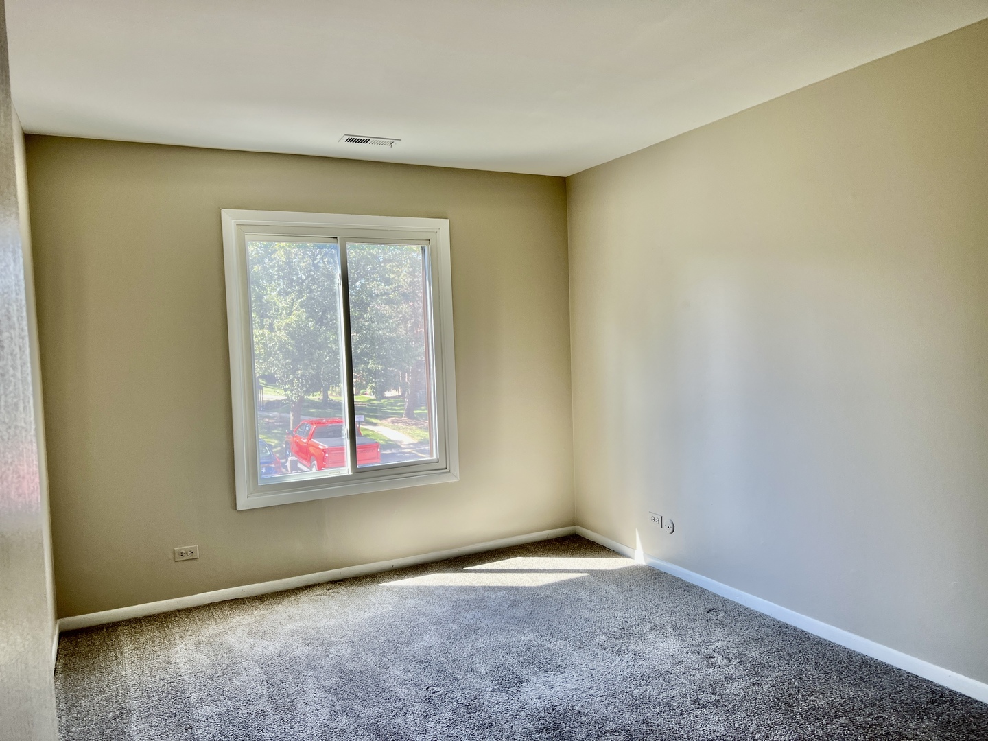 1485 Johnstown Lane #C, Wheaton, IL 60189