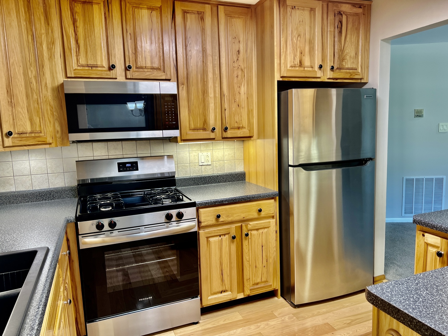 1485 Johnstown Lane #C, Wheaton, IL 60189