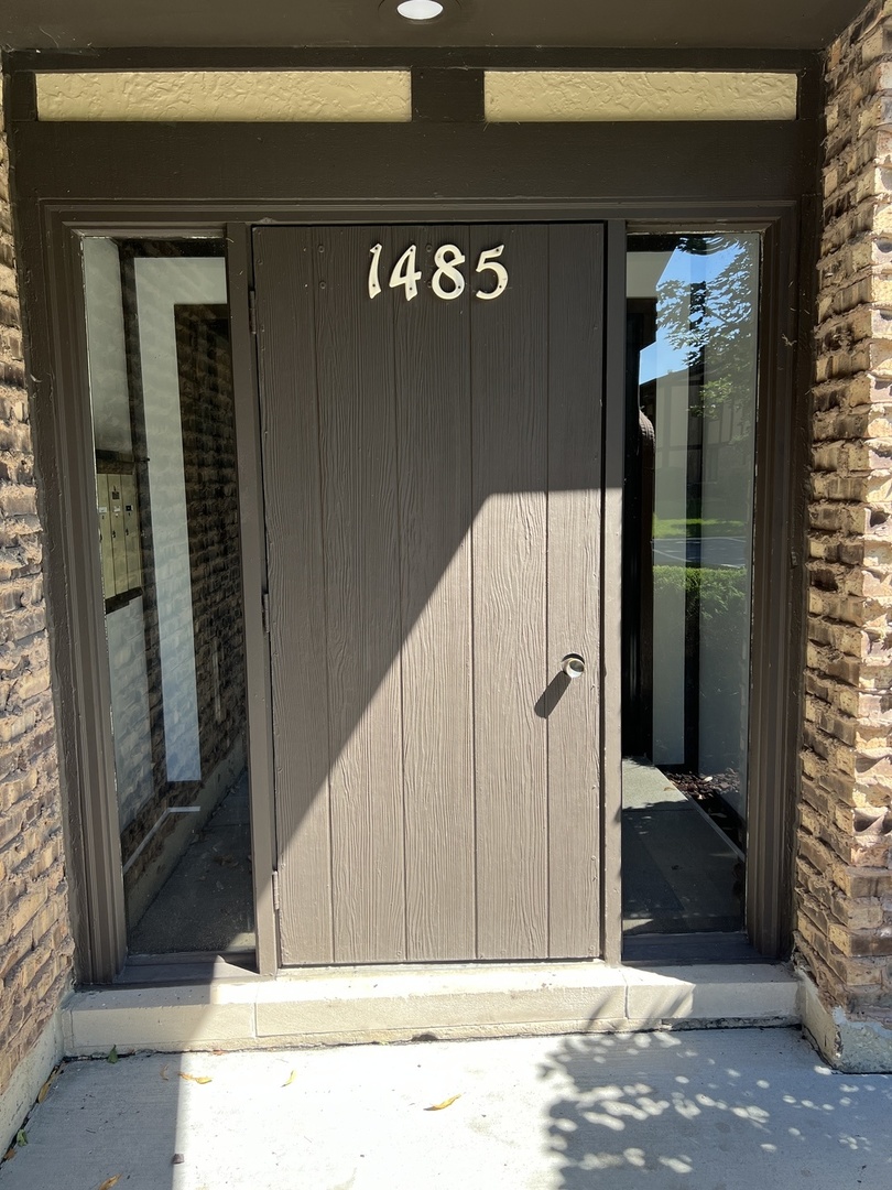 1485 Johnstown Lane #C, Wheaton, IL 60189