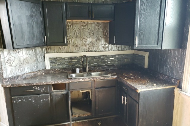 6832 S Sangamon Avenue, Chicago, IL 60621