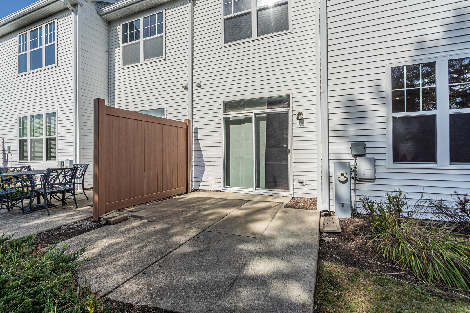 2820 Glacier Way #B, Wauconda, IL 60084