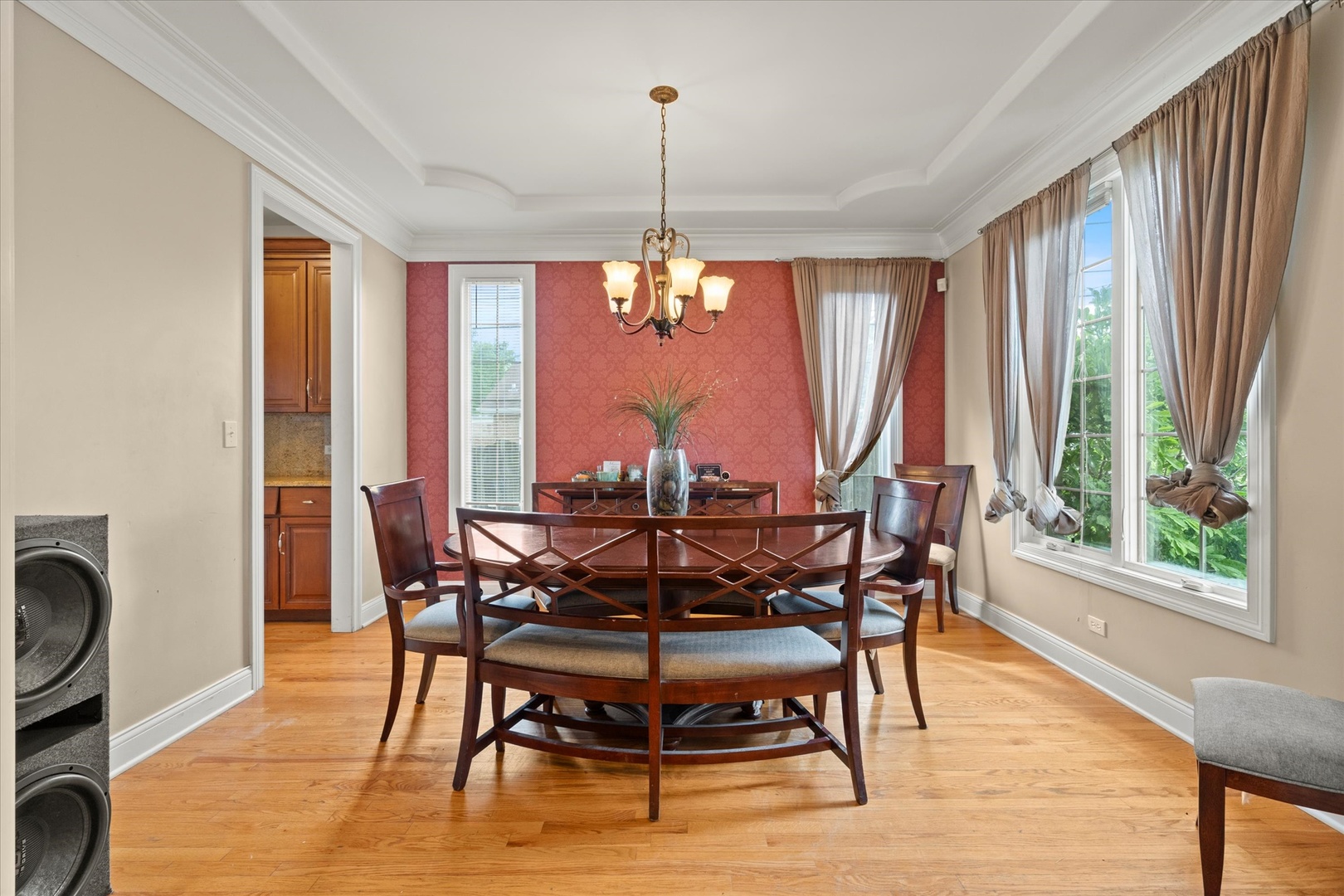 6241 W 80Th Street, Burbank, IL 60459