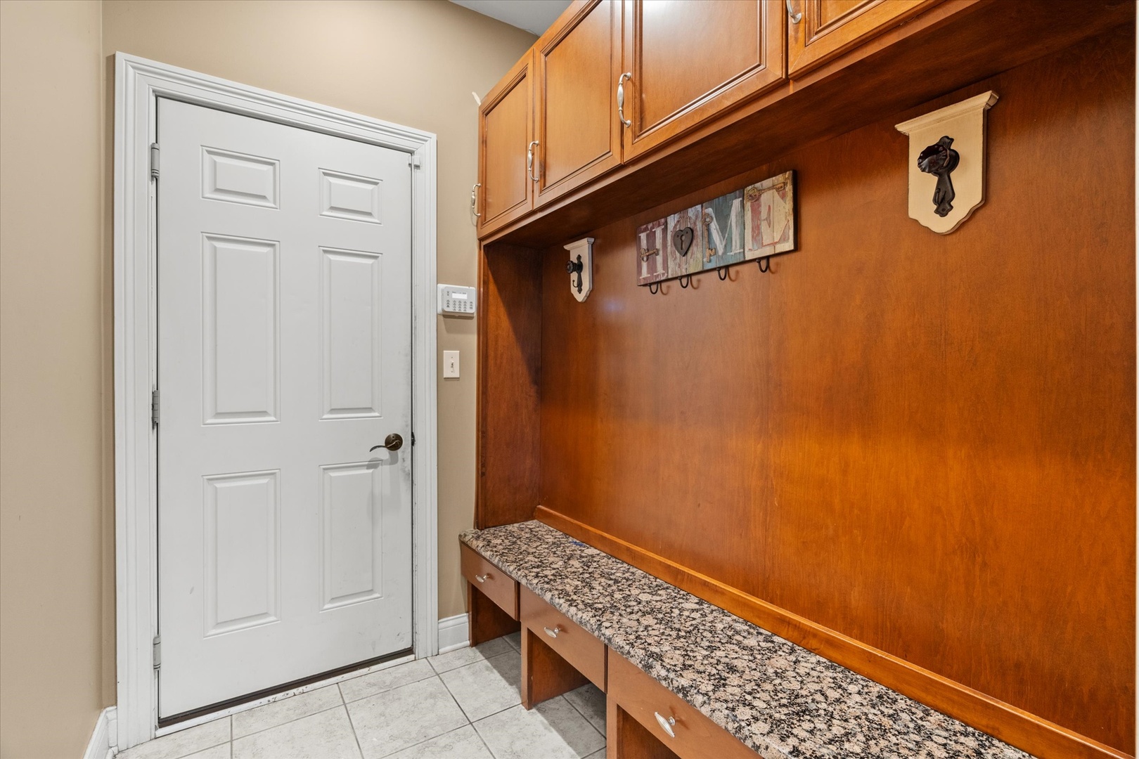 6241 W 80Th Street, Burbank, IL 60459