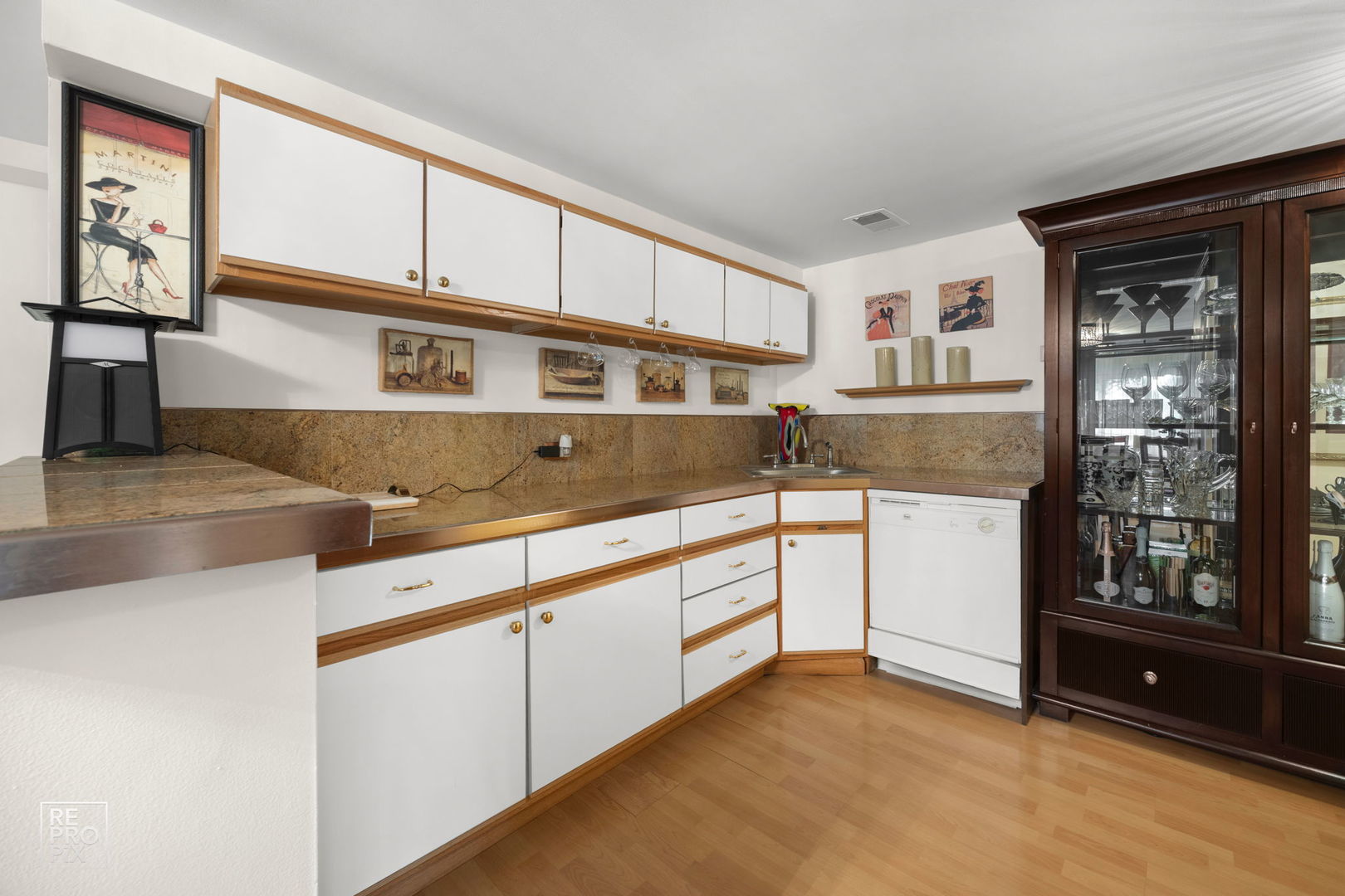 402 Stephen Street, Lemont, IL 60439