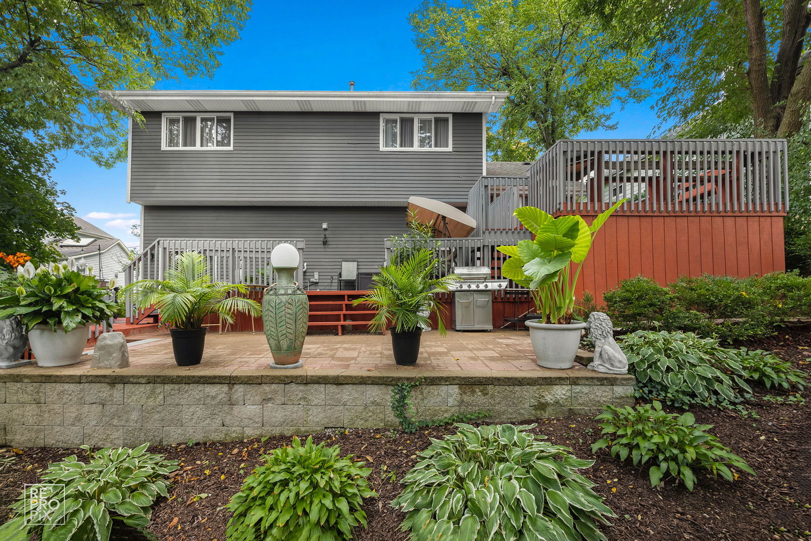 402 Stephen Street, Lemont, IL 60439