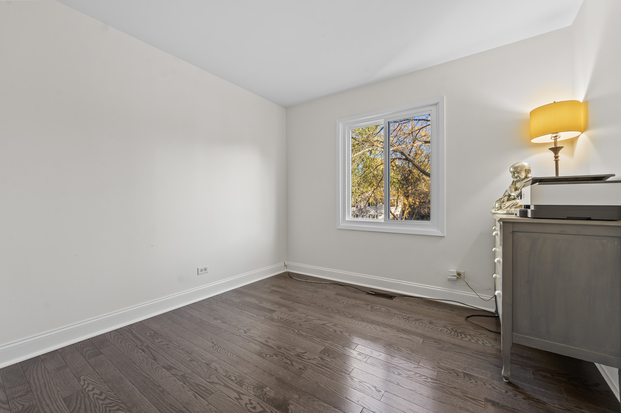 1717 Drake Court, Naperville, IL 60565