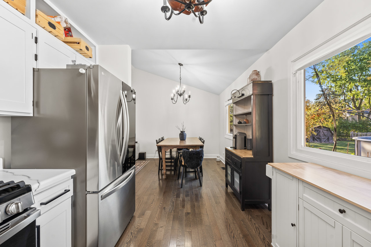 1717 Drake Court, Naperville, IL 60565