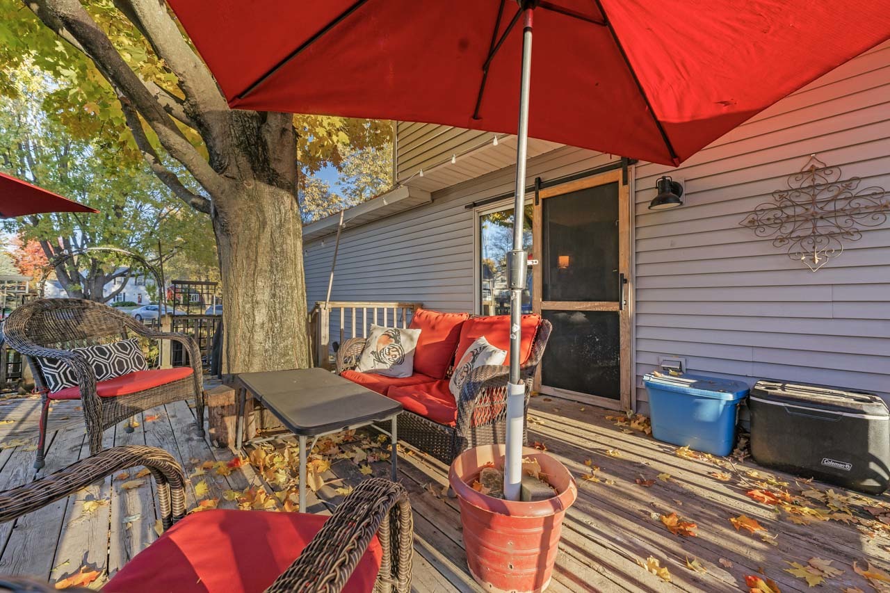 1717 Drake Court, Naperville, IL 60565