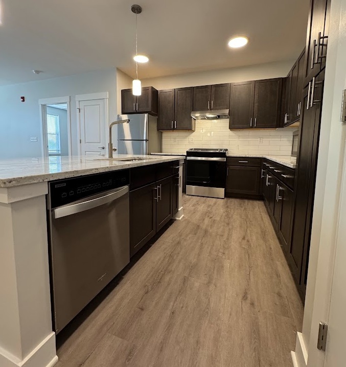 1420 W Diehl Road #341, Naperville, IL 60563