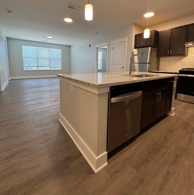 1420 W Diehl Road #341, Naperville, IL 60563