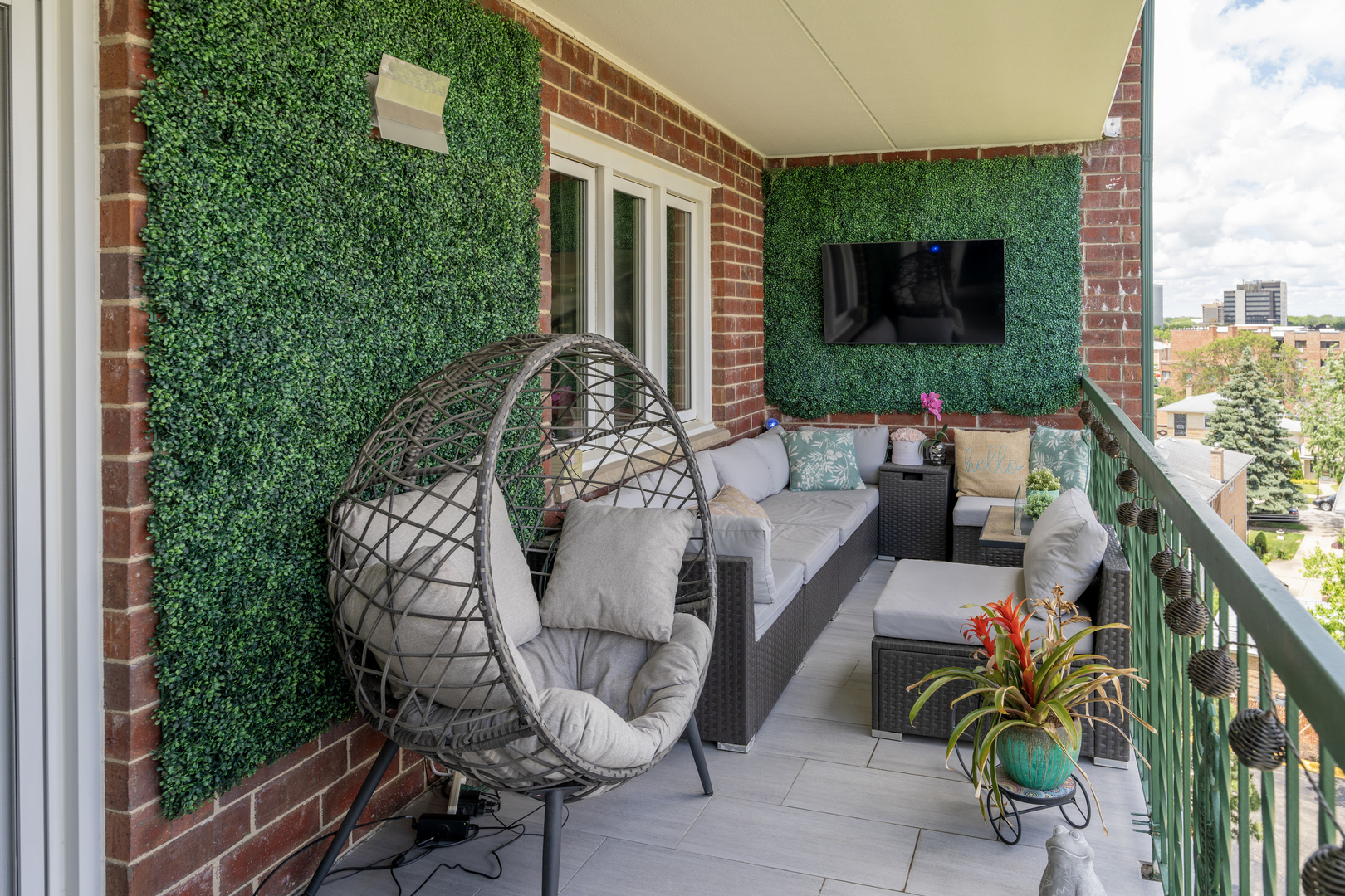 8540 W Foster Avenue #605, Norridge, IL 60706