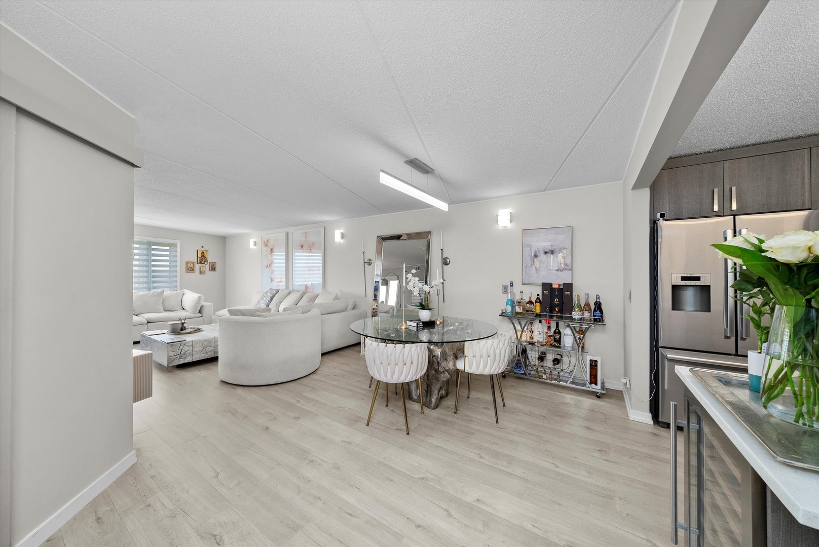 8540 W Foster Avenue #605, Norridge, IL 60706