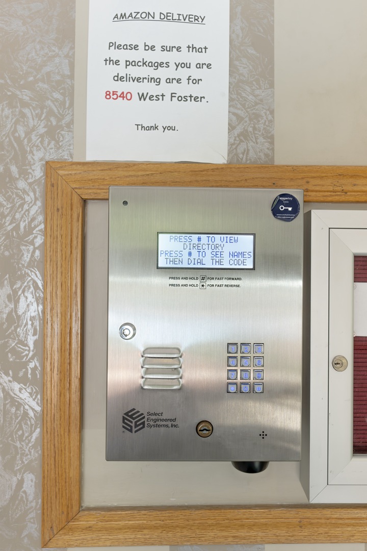 8540 W Foster Avenue #605, Norridge, IL 60706