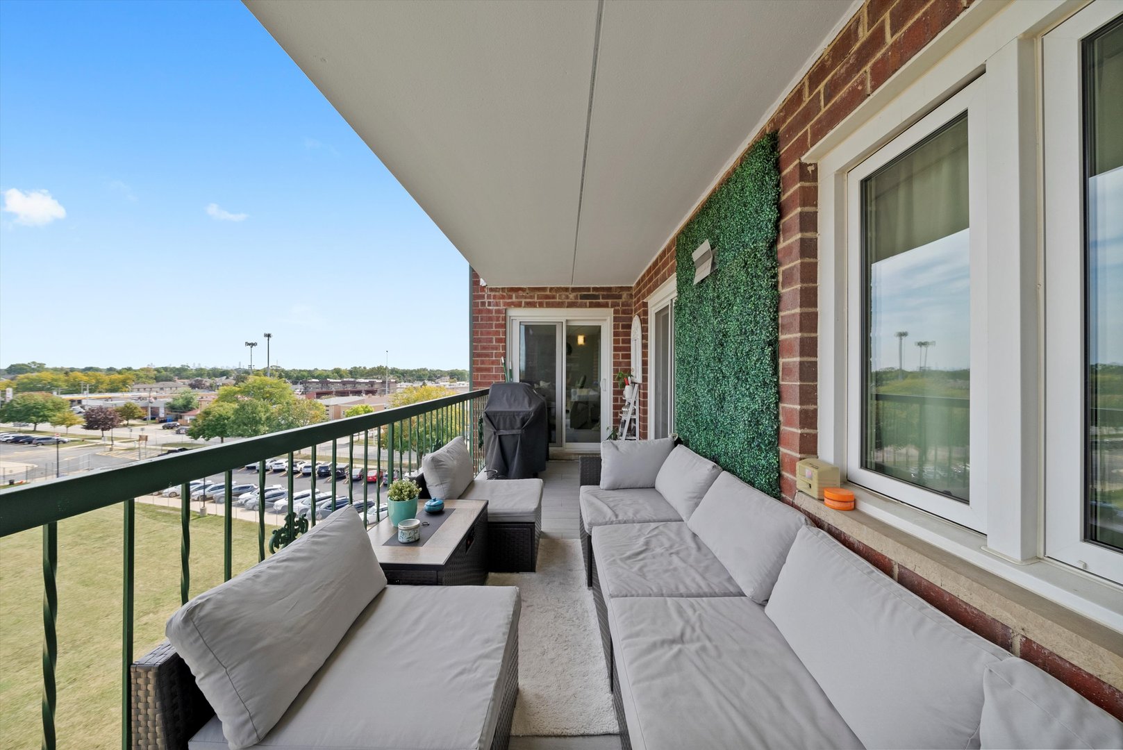 8540 W Foster Avenue #605, Norridge, IL 60706