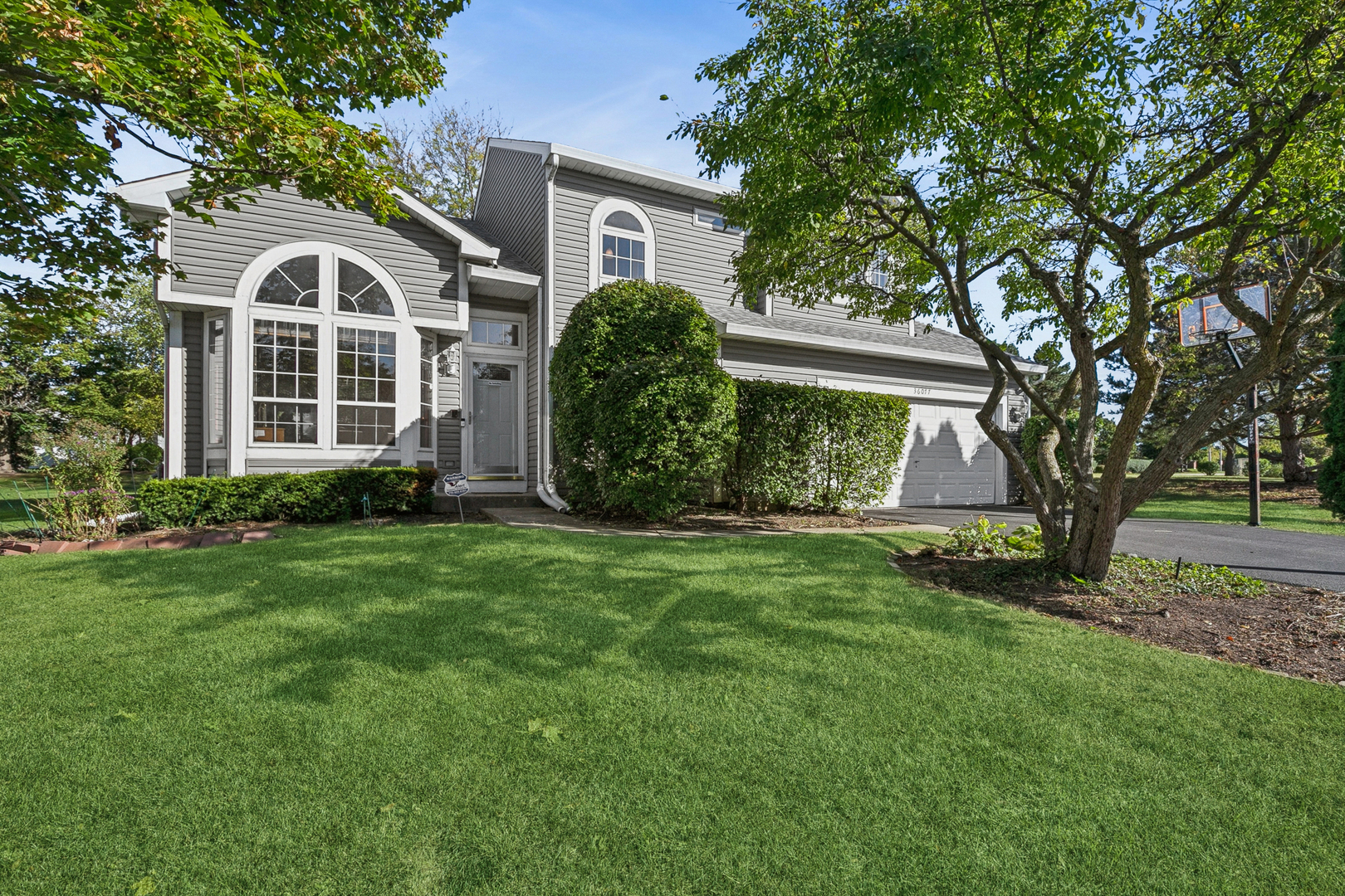 36077 N Bridlewood Avenue, Gurnee, IL 60031