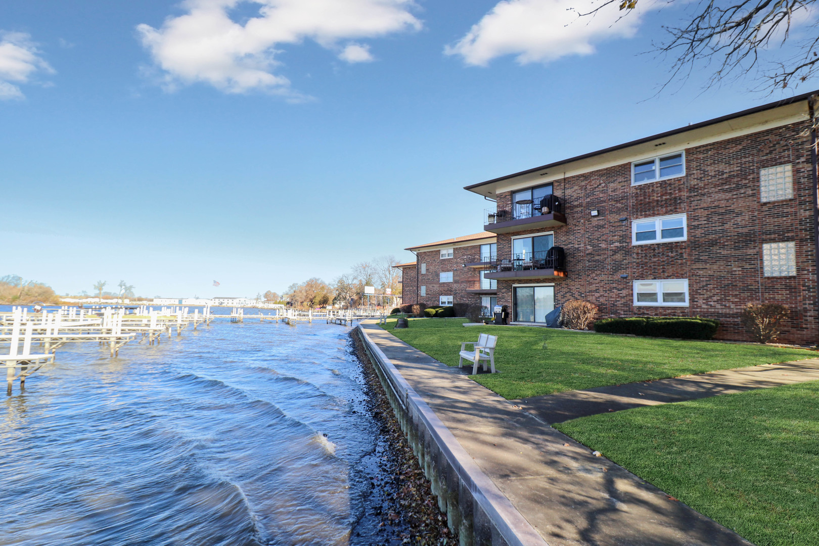 22 N Pistakee Lake Road #2A, Fox Lake, IL 60020