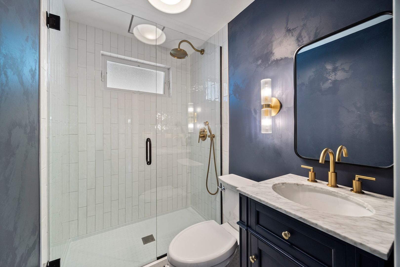 1025 N KNIGHT Avenue, Park Ridge, IL 60068