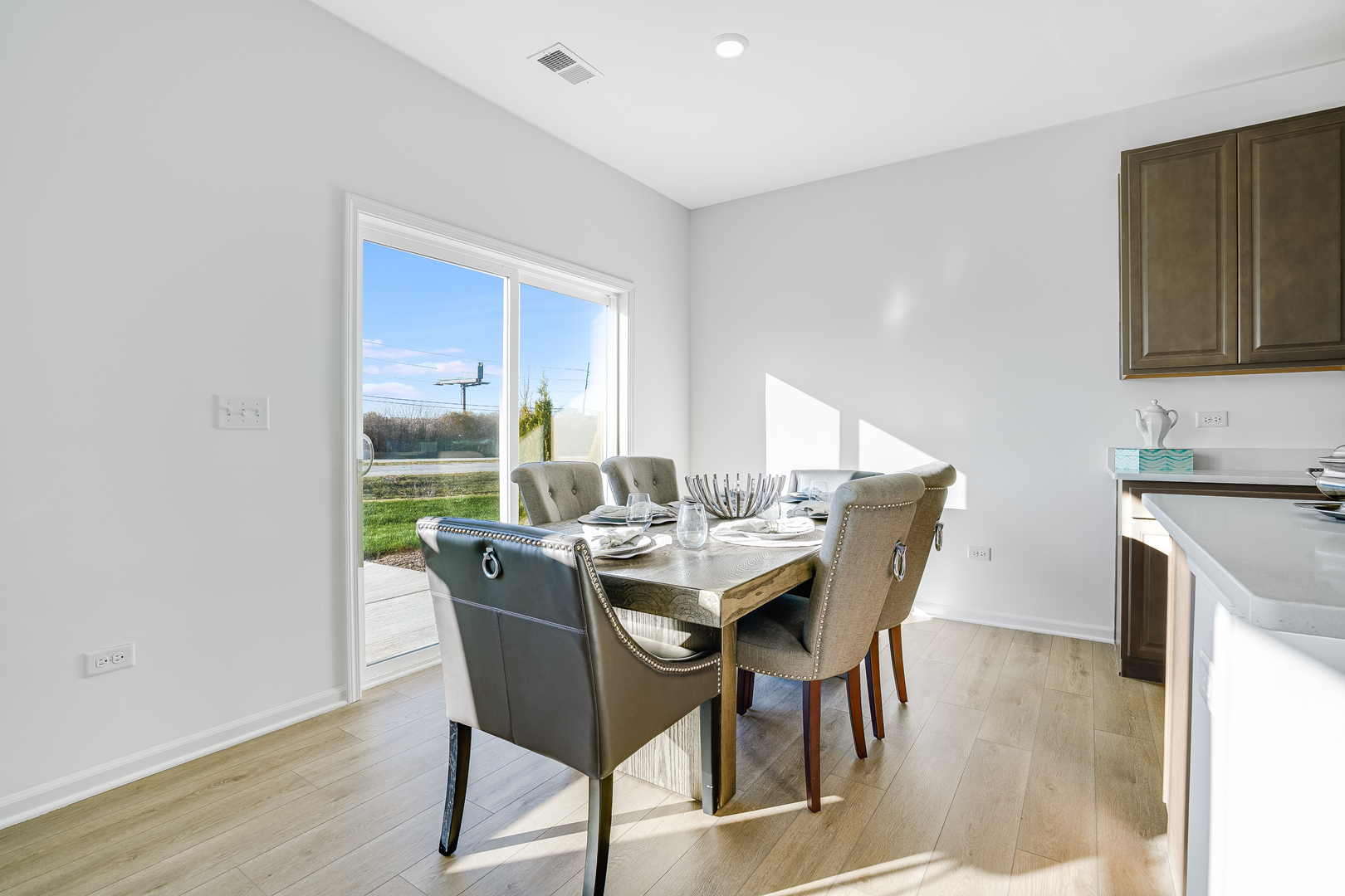 357 Red Oak Circle, Volo, IL 60020