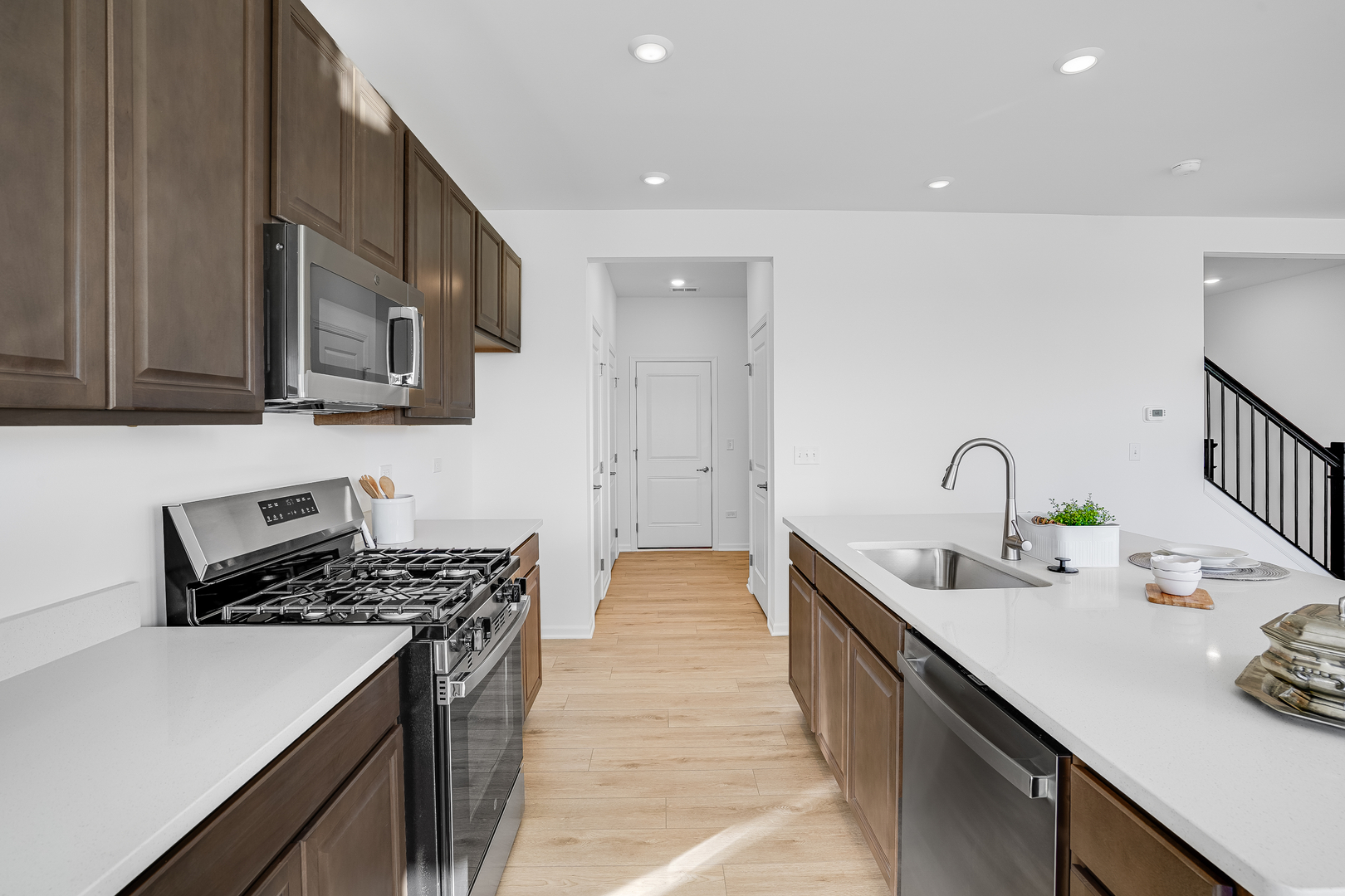 357 Red Oak Circle, Volo, IL 60020