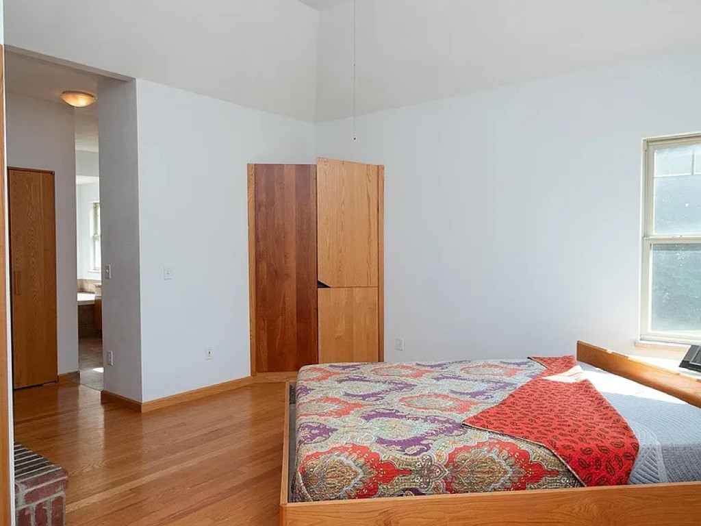 7822 Burr Oak Road, Roscoe, IL 61073